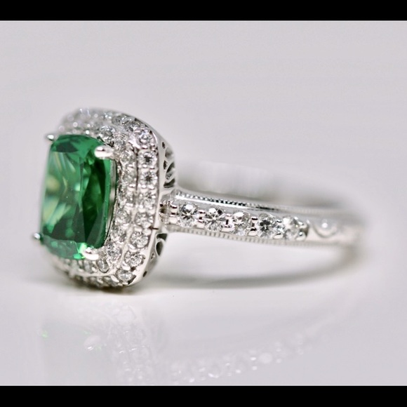 Tacori Green Diamonique halo engagement ring - Picture 3 of 14